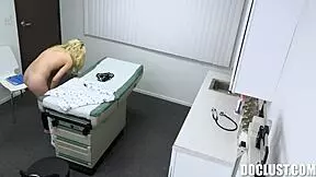 Minxx Marley And Jane Rogers Get Internal Examination From Justin Magnum