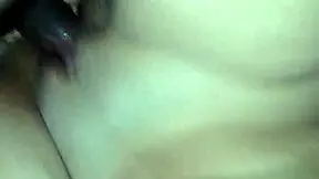 amiguita de receives a cumshot from her friend