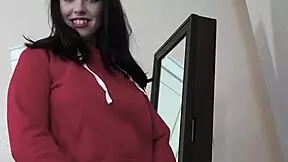 Teen delivers POV footjob