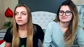 Amateur lesbians tie each other up on webcam for oral fun