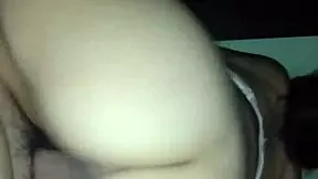 Me follo a la ex culona de mi amigo