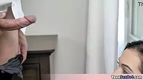 His cute stepdaughter plays free use pussy and mouth game