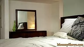 i'm the lovely stepdaughter tribbin' my stepmom