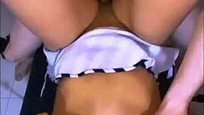 la joven otaku estaba emocionada de tener una cita con el chico popular de la universidad en su apartamento