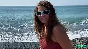 Date with cute Rokolo girl ends in HOT BLOWJOB!