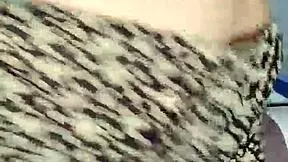 Teen Dancing Reggaeton On Webcam!