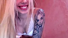 a pretty blonde teen 18+ fingers her pussy at home