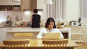 My innocent young 18+ boyfriend gives oral orgasm