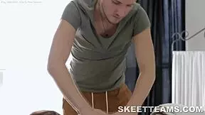 brunette teen 18+ amy gets a relaxing hot massage