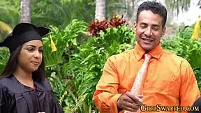 i'm a teen craving a monster cock for a messy cum facial