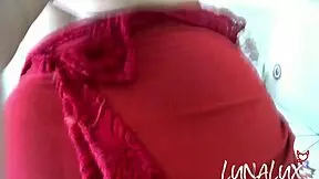 casada se exibindo cheia de tesao com seu pau azul completo no xvideos red