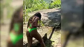 got hard on the trail, found an abandoned spot to fuck the latina babe