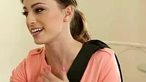 Teen babe dominates her dyke stepsis with facesitting