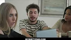 making porn moves with stepdad dadlust 😏