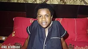 Precious masturbates her shaved pussy for the first time