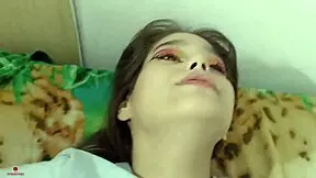 Mi hermanastro llega cachondo y desnudo y termina follandome duro y rico hasta hacerme correr en ella parte 2.