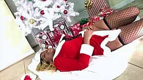 nina rivera deepthroats don whoe's big cock!