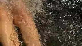 Sexo en la selva: banging a stranger girl by a river in colombia