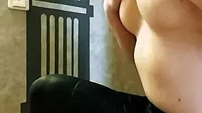 girl in leggings spanking and fingering while husband at work 😏