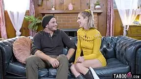 great teen 18+ enjoys sex on desk in amateur scene