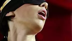 Horny wonder woman in cosplay fingers herself and squirts in the pub