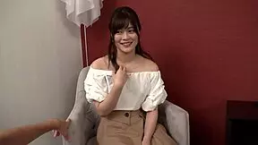 Stunning Asian Teen Rides in Homemade Clip