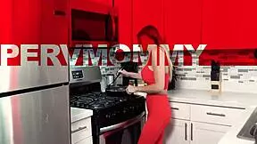 hot stepmom linzee ryder blows her