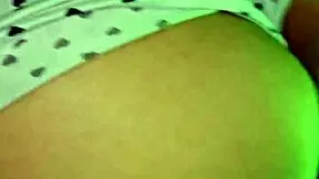 Stepmom Gets Hot With Worker In Fetish Doggystyle Scene