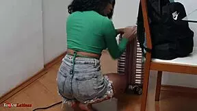 18 year old teen 18+ amateur latina girlfriend gets fucked by big dick in doggystyle