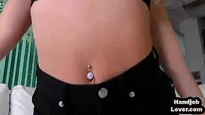 Watch This Amateur Teen Jerk Off After Her Striptease?