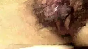 B� Liếm Lồn Em Họ Ang Ngủ! She Exclaimed While Kissing.