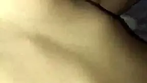 B� Liếm Lồn Em Họ Ang Ngủ! She Exclaimed While Kissing.