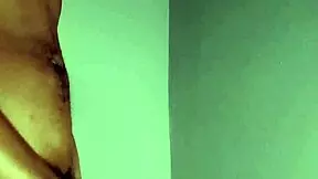 African amateur bodybuilder's solo video