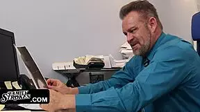 Big daddy got bambi brooks riding on top of his cock with deepthroat blowjob