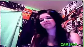 Teen MASTURBATES on WEBCAM