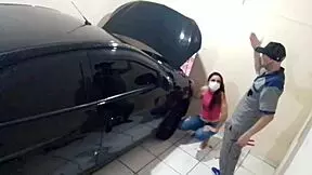 Madame Gostosa Levou Carro Na Oficina Mec�nica