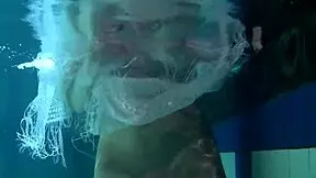 polcharova and siskina wet horny underwater lesbians