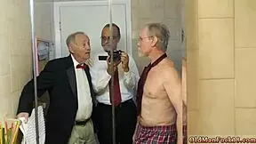 Teen amateur teases and fucks Frannkie's ass