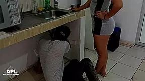 Horny neighbor asks for pipe help, gets pussy fixed instead?