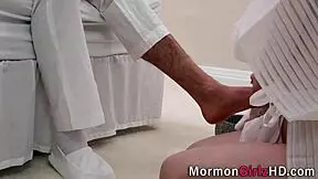 this teen 18+ couldn’t resist sucking that huge cock until she got a creamy finish all over.