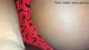 Peguei A Empregadinha Sem Camiseta Na Sala Com Calor Ofereci Grana Ela Me Deu Seu Popo