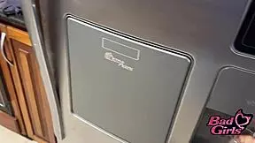 Can Hijastra Handle Padrastro’s Cock in Her Big Blonde Ass?