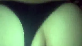 cojiendo con mi amante tratando de no hacer ruido mientras ella se abre para mi