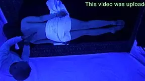gigi breeze gets a relaxing blacklight massage session