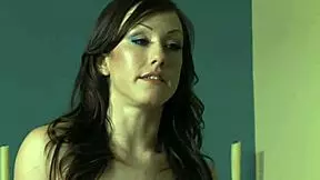 Does Jennifer White Like It Big?