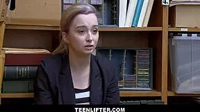 I made a sex deal with the tiny blonde shoplifter