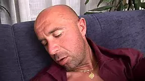 hey, wanna see this horny milf take my thick inch in her tight ass?