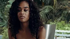 Scarlit Scandal Got A Weird Awkward Problem During Sex