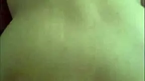 mi hermosa compa�era rulosa y timida me pide que la grabe, �quieres ver?