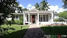 Babysitter Receives Oral Sex and Handjob in High Definition